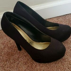 Black heels